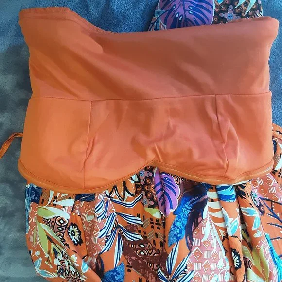 New! BOG Collective Strapless Floral Jumpsuit Romper, Cute Comfy Tropical Flowy - Picture 11 of 15